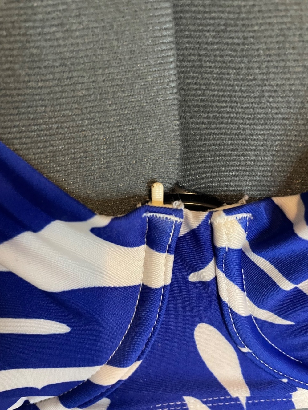 Blue underwire bikini TOP - Picture 2 of 3